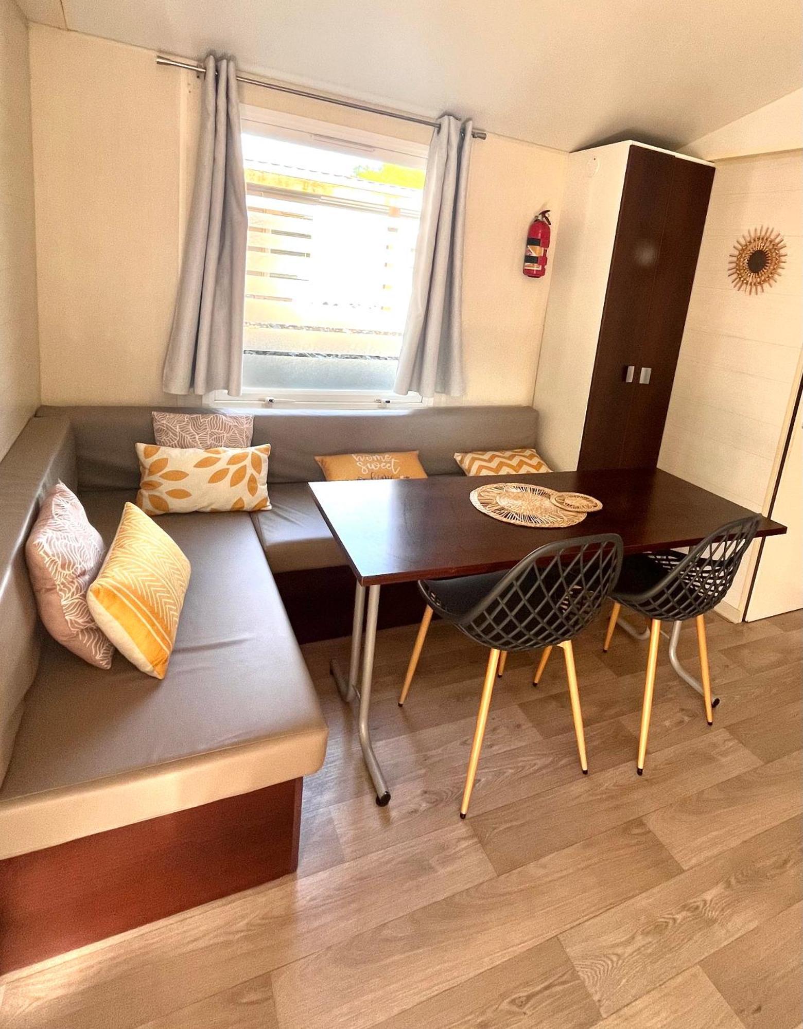 Entre Mer Et Roseaux - Piscine - Proche Centre Et Mer - Petfriendly Port-la-Nouvelle Exteriör bild